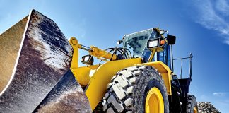7 Expert Tips For Selling Your Used Heavy Machinery Fast